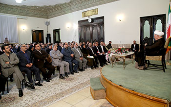 دیدار آیتالله هاشمی رفسنجانی با رییس، معاونان و مدیران سازمان ملی استاندارد ایران دیدار آیتالله هاشمی رفسنجانی با رییس، معاونان و مدیران سازمان ملی استاندارد ایران